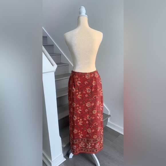 Charter Club Red Floral Printed 100% Silk Maxi Skirt - Picture 3 of 8